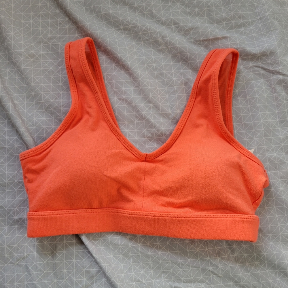 Old Navy Active go dry sports bra